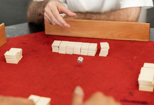 game crypto Debet